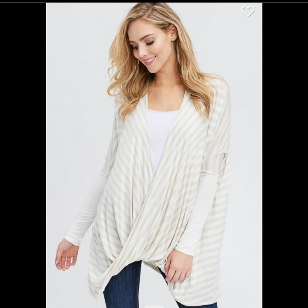 Cameron Twist Front Top